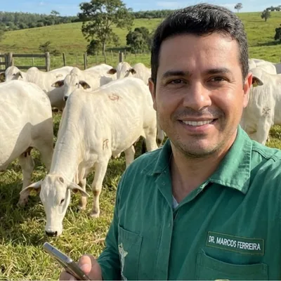 Dr. Marcos Ferreira
